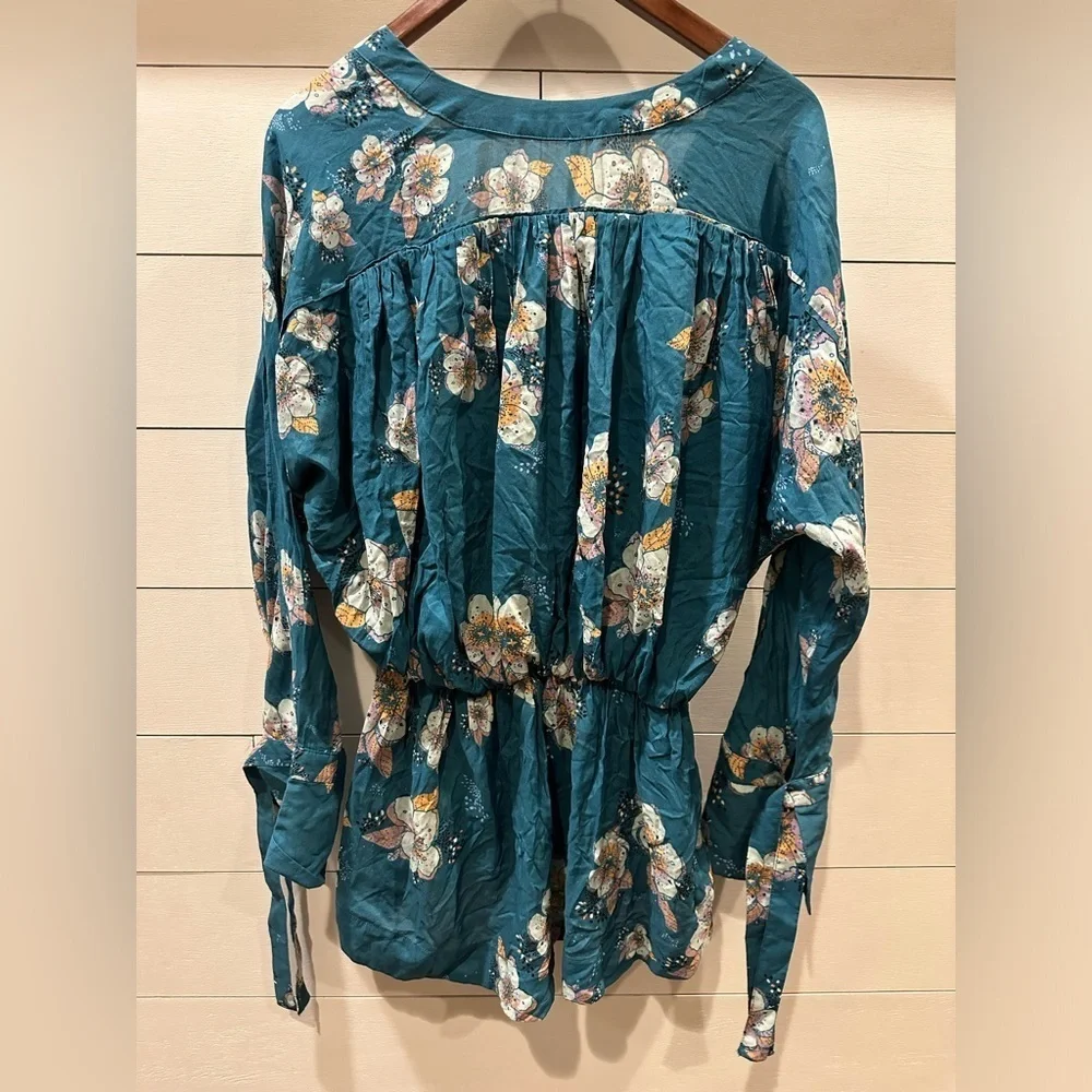 Free People Tuscan Dreams Teal Floral Tunic- BNWT- size XS
